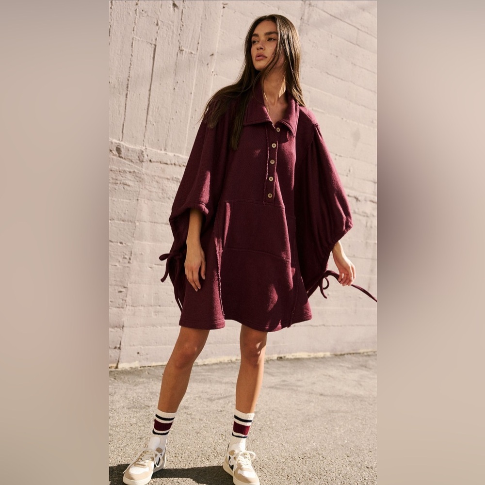NWT Free People Natalie Pullover OVERSIZED in burgundy